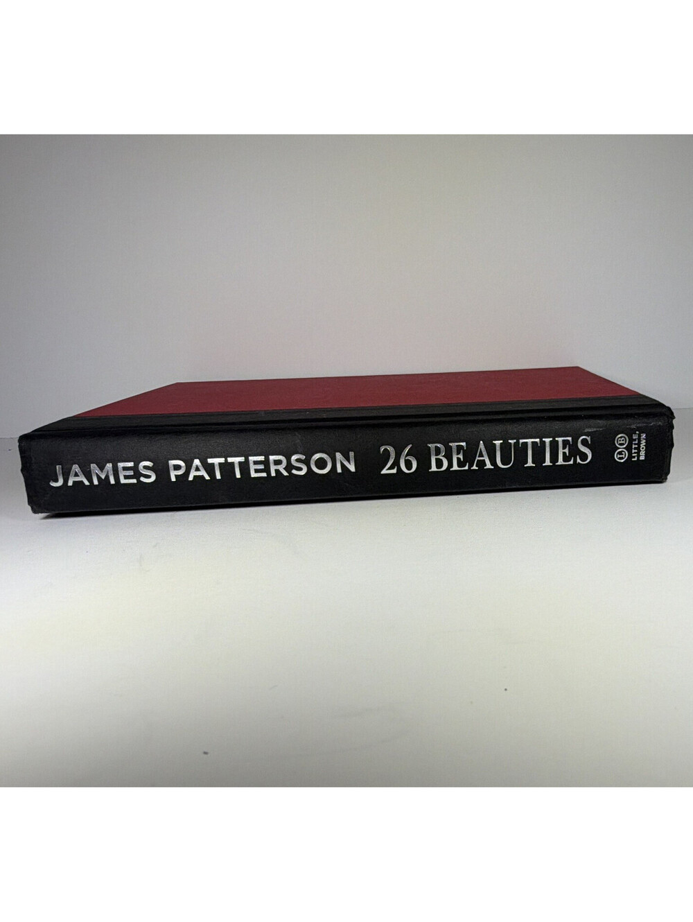 James Patterson 26 Beauties Hardcover Women's Murder Club Mystery DJ [COPY]